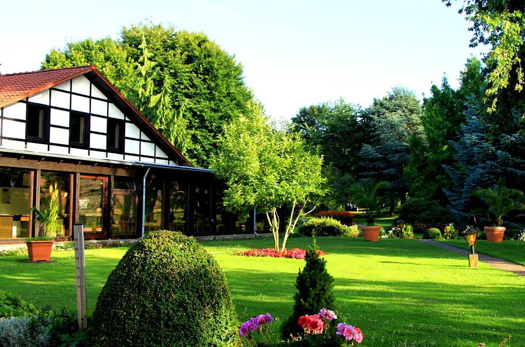 Kurhaus Pivittskrug Hotel Hille Luaran gambar